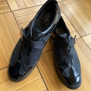 Cole Haan Women’s black strappy patent casual sneakers size 8.5